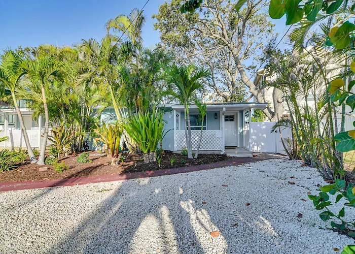 Indian Rocks Retreat, Walk To Gulf & Beaches